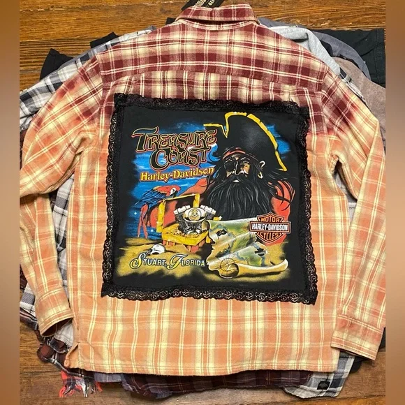 Small Bleached Flannel X Treasure Coast Harley-Davidson - Picture 6 of 8